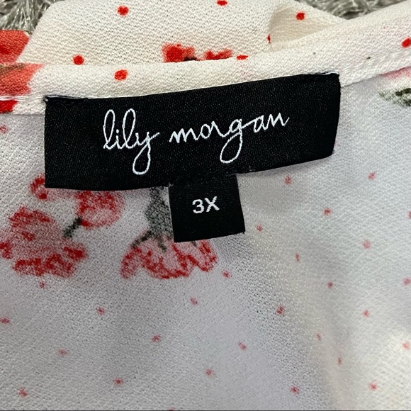 Lily Morgan women half white with red flowers sleeveless top. Size 3X. Used - Picture 5 of 7